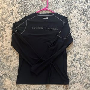 Black under armor Lon sleeve shirt